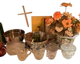 134 - Lot of Assorted Items
