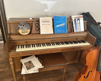 Wurlitzer upright piano. Free