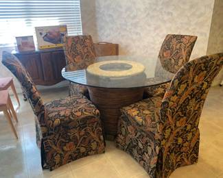 Parsons Chairs with Round Table