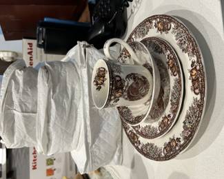 Autumn Monarch Johnson Brothers service for 4. 4 pieces per setting