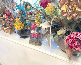 So many pretty silk flower arrangements plus the raw materials to make more!