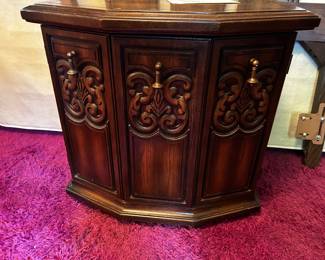 Great Mid-Century End Table