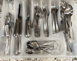 84 piece “French Garden” Villeroy & Boch flatware