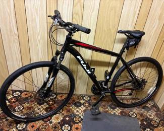 Fuji Traverse Mens Commuter Bike