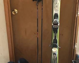 Vintage Ski Boot Bag And Skiis