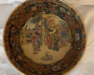 Satsuma Geishas Famille Rose Medallion Handpainted Gold Gilt Large 10 Bowl