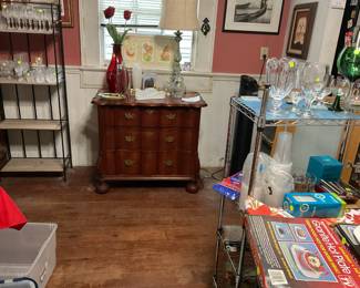 Nice dresser reproduction of 300 year old Dutch chest