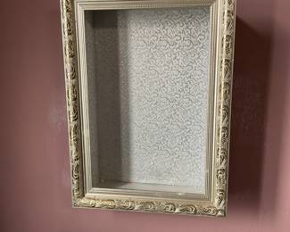 Shadow box