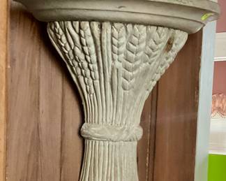 Wall sconce