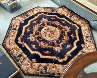 Octagon rug….48”