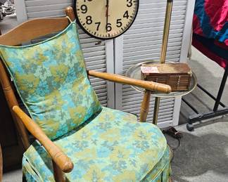CHAIR LAMP CLOCK TABLE