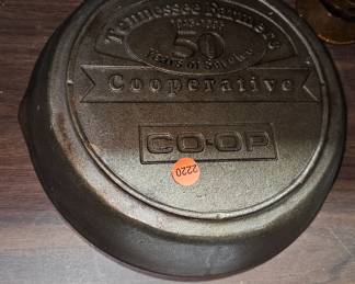 CAST IRON SKILLET