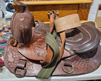 SADDLE