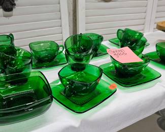 GREEN GLASS DISHES LOT