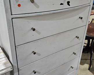 CHEST OF DRAWERS