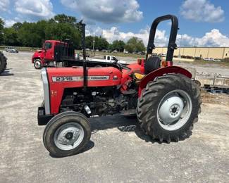 MASSEY FERGUSON 231S TRACTOR