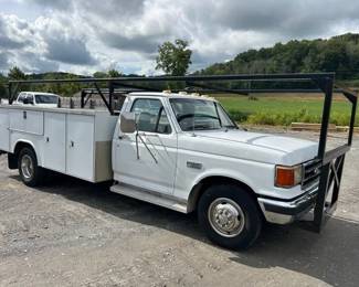 1991 FORD F350 DIESEL SERVICE TRUCK