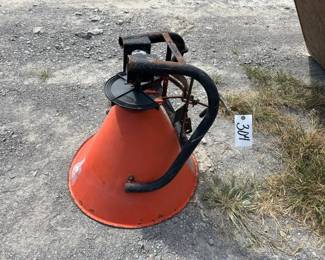 SMALL CONE SEEDER