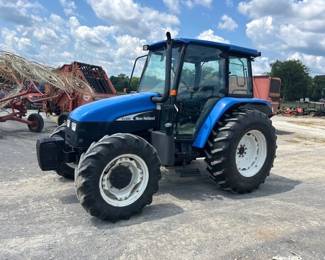 NEW HOLLAND TL100 4X4 TRACTOR