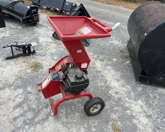 TROYBILT JUNIOR TOMOHAWK WOOD CHIPPER
