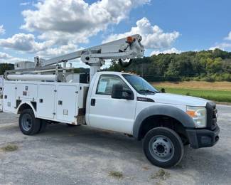 2011 FORD F450 BUCKET TRUCK