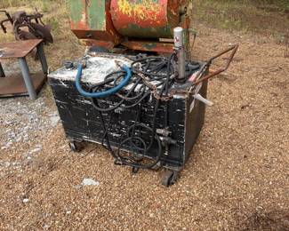ROLLING OIL TANK