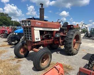 TRACTOR