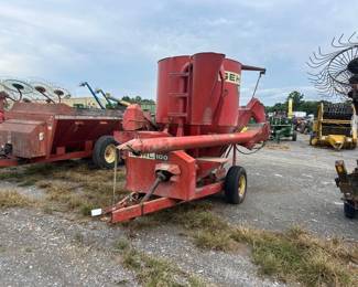 GEHL 100 FEED GRINDER MIXER