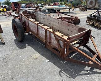 MANURE SPREADER