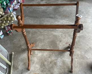 QUILT RACK
