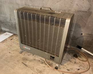 MATTHEWS ELECTRIC HEATER