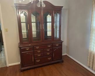 CHINA CABINET 60X19X7FT