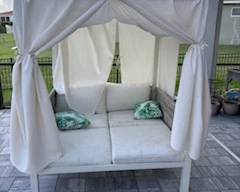 outdoor day bed with canopy