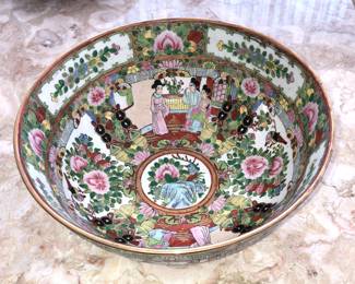 Vintage Canton Bowl on Stand