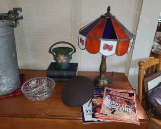 Syracuse University-Stained Glass Lamp