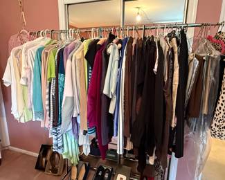 MORE LADIES CLOTHING