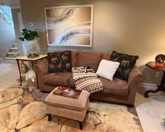 SOFA & SIDE TABLES