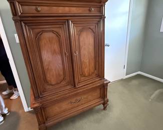 HIGHBOY DRESSER CHEST