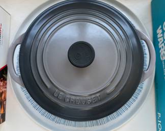 LE CREUSET COOKWARE