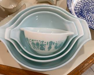 SET OF 4 PRYEX MIXING BOWLS