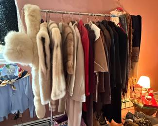 LADIES CLOTHING