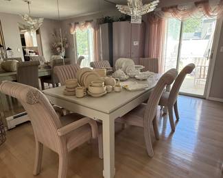 ASIAN PAINTED DINING TABLE & CHAIRS