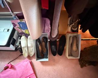 LADIES SHOES