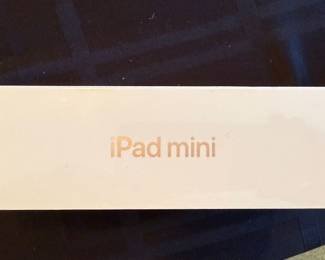 NEW APPLE IPAD MINI