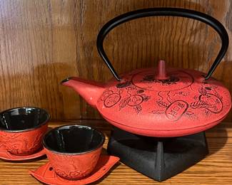 Japanese Cast Iron Teapot and Teacup Set