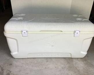 Large Igloo cooler