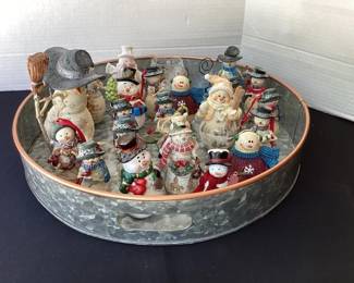 Christmas ornaments & decor
