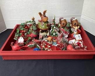 Christmas ornaments & decor