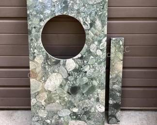 Granit vanity slab
