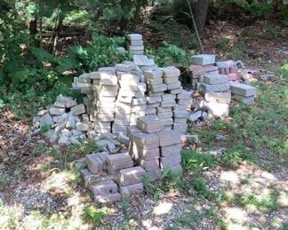 Bricks & blocks